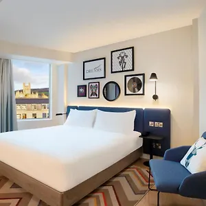 Hampton By Hilton Hotel
