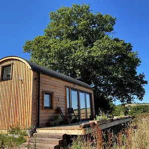 https://the-kuhvee.exeterhotels.net