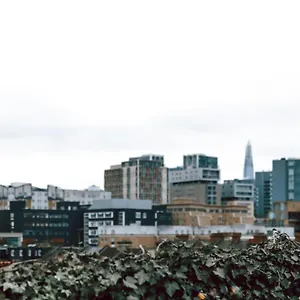 https://new-road.cambridgehotelsuk.com